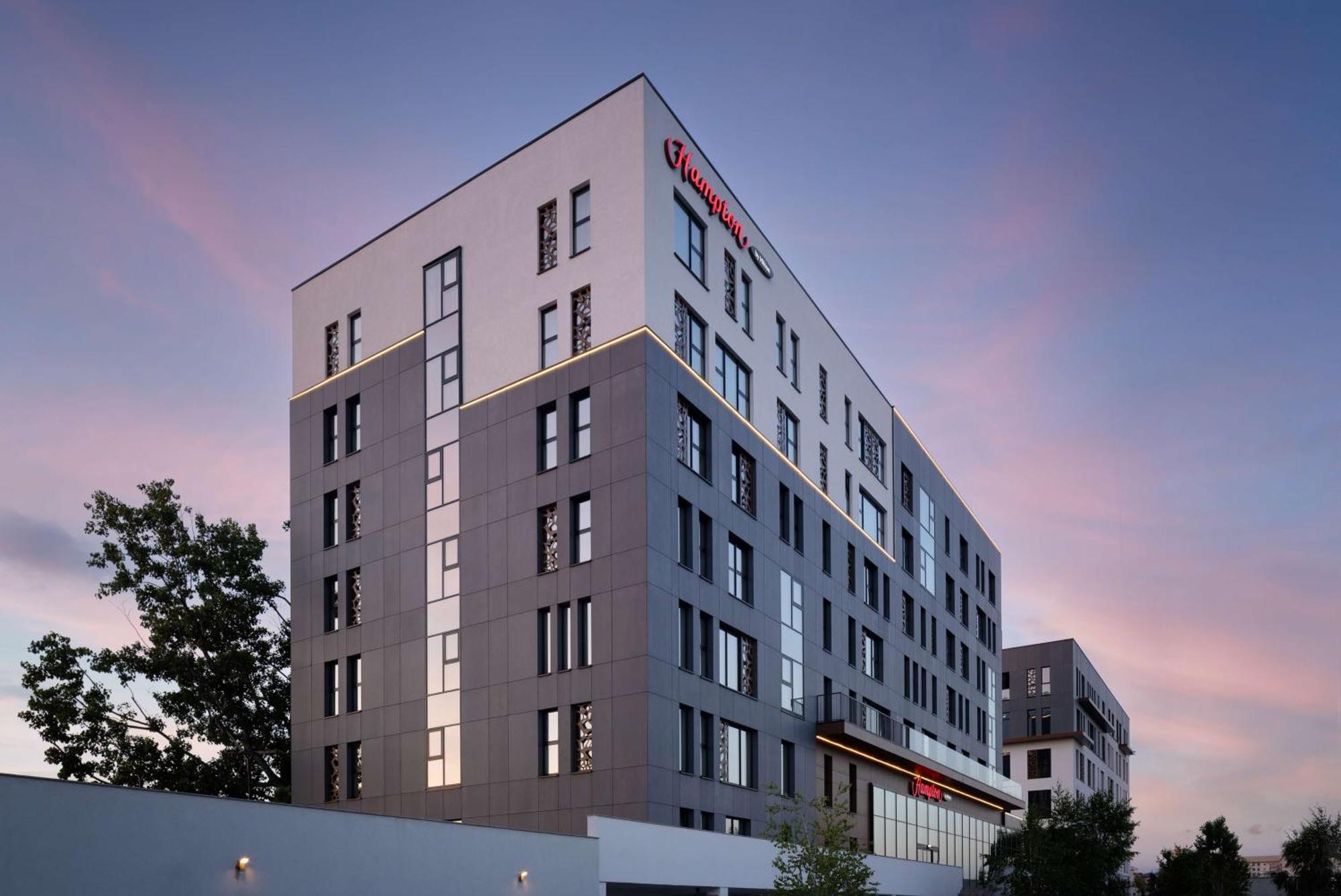 Hampton By Hilton Targu Mures Exterior photo